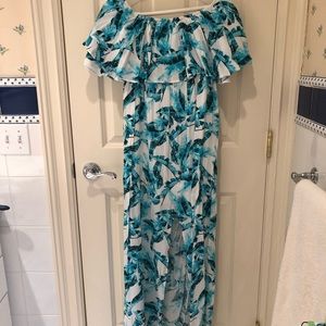 Buddy Love off the shoulder maxi! Size small